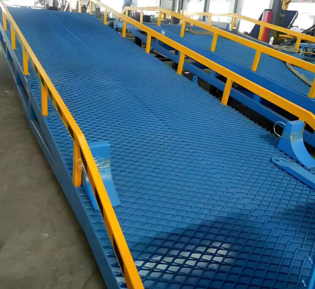 昌宁移动式液压登车桥